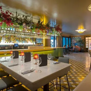 The Victoria Hotel